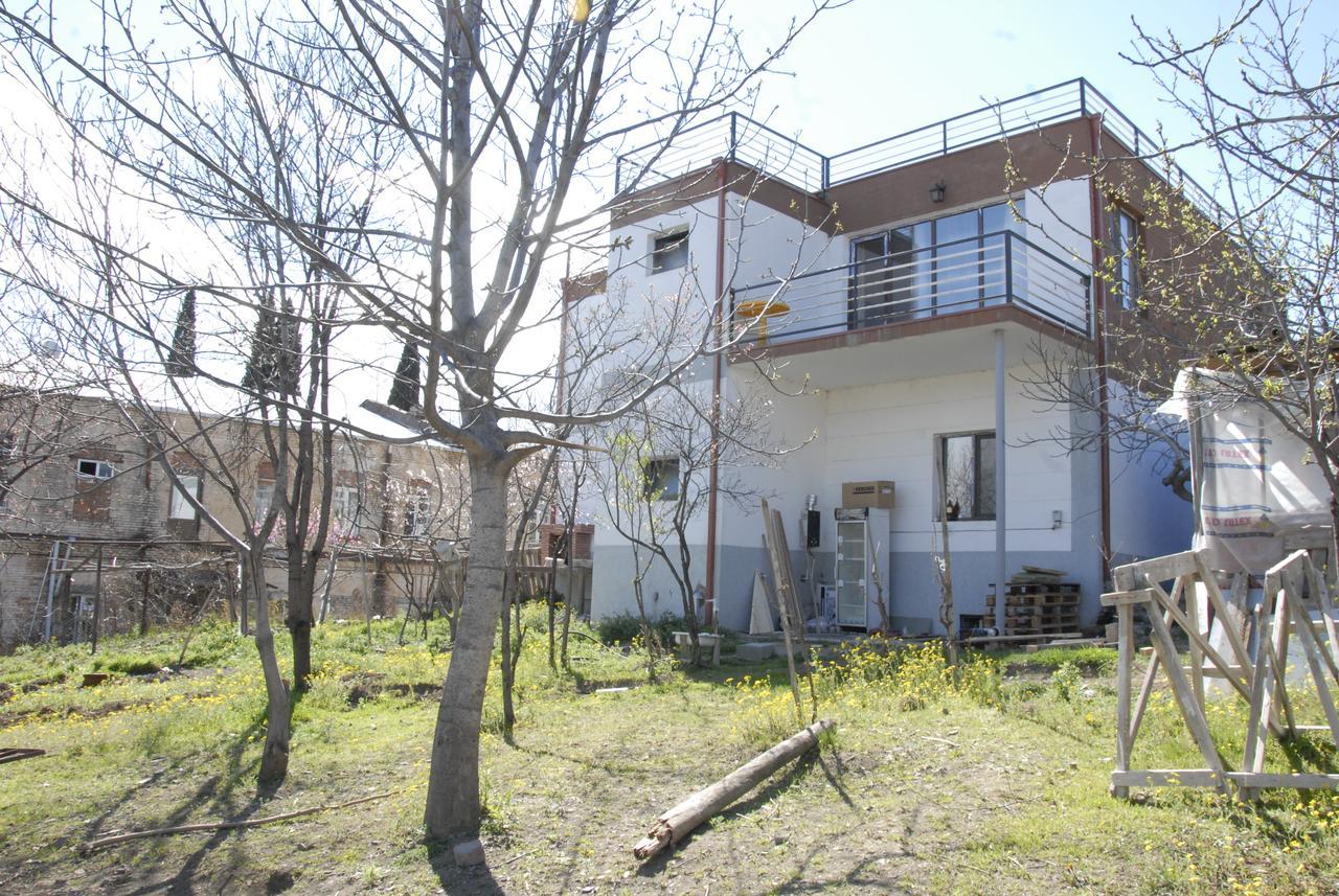 Agora Tbilisi Exterior foto
