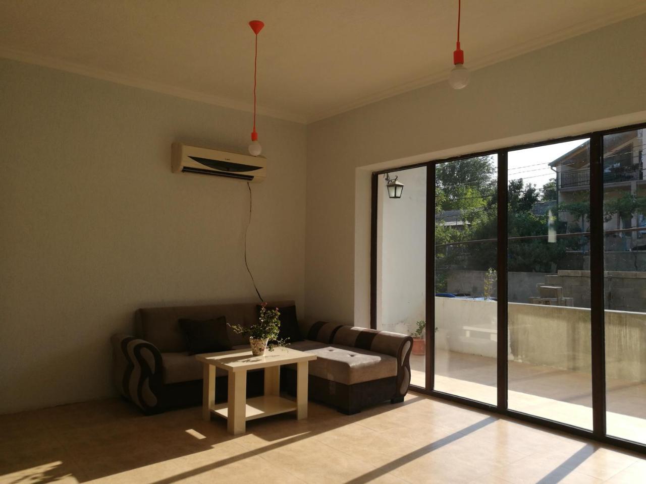 Agora Tbilisi Exterior foto
